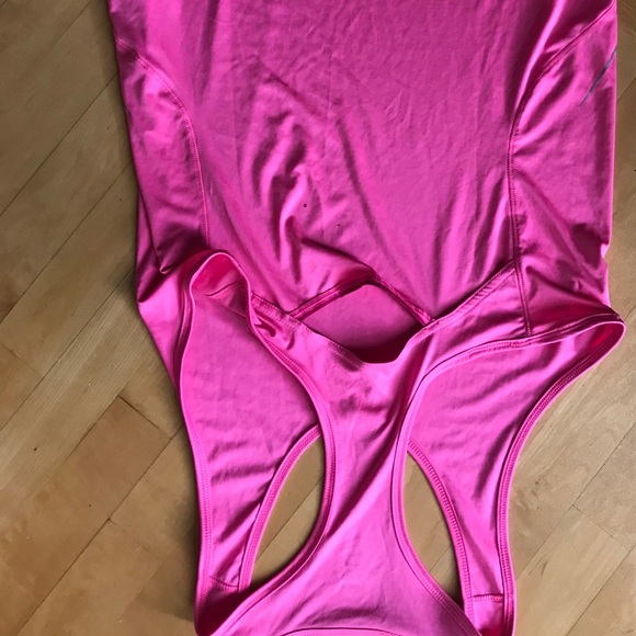 — - Picture 3 of 3